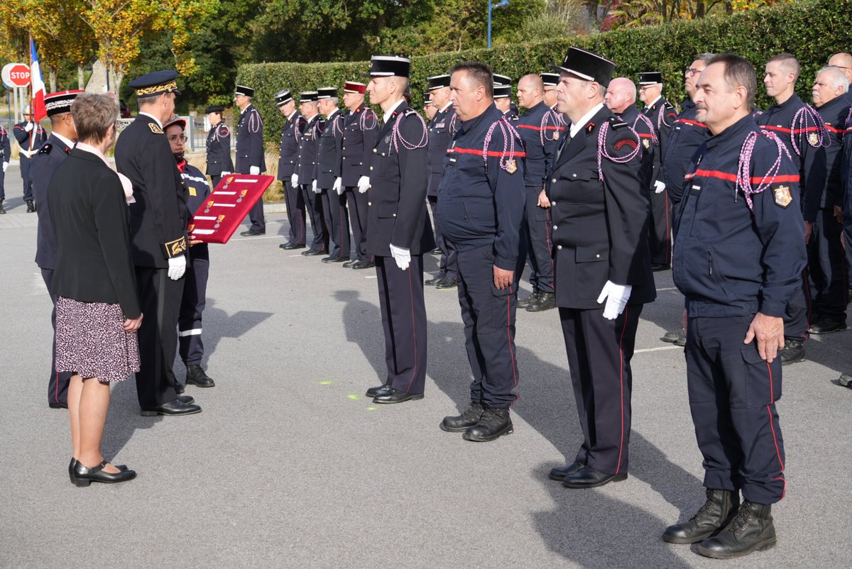 sdis29's tweet image. Congrès de #UDSP29 à #Bénodet le  19/10. Présentation des actions menées en 2023 dont le soutien aux pupilles et remises de distinctions. Le Président du Département a réaffirmé son soutien aux sapeurs-pompiers du #Finistère #SDIS29 @finistere_29