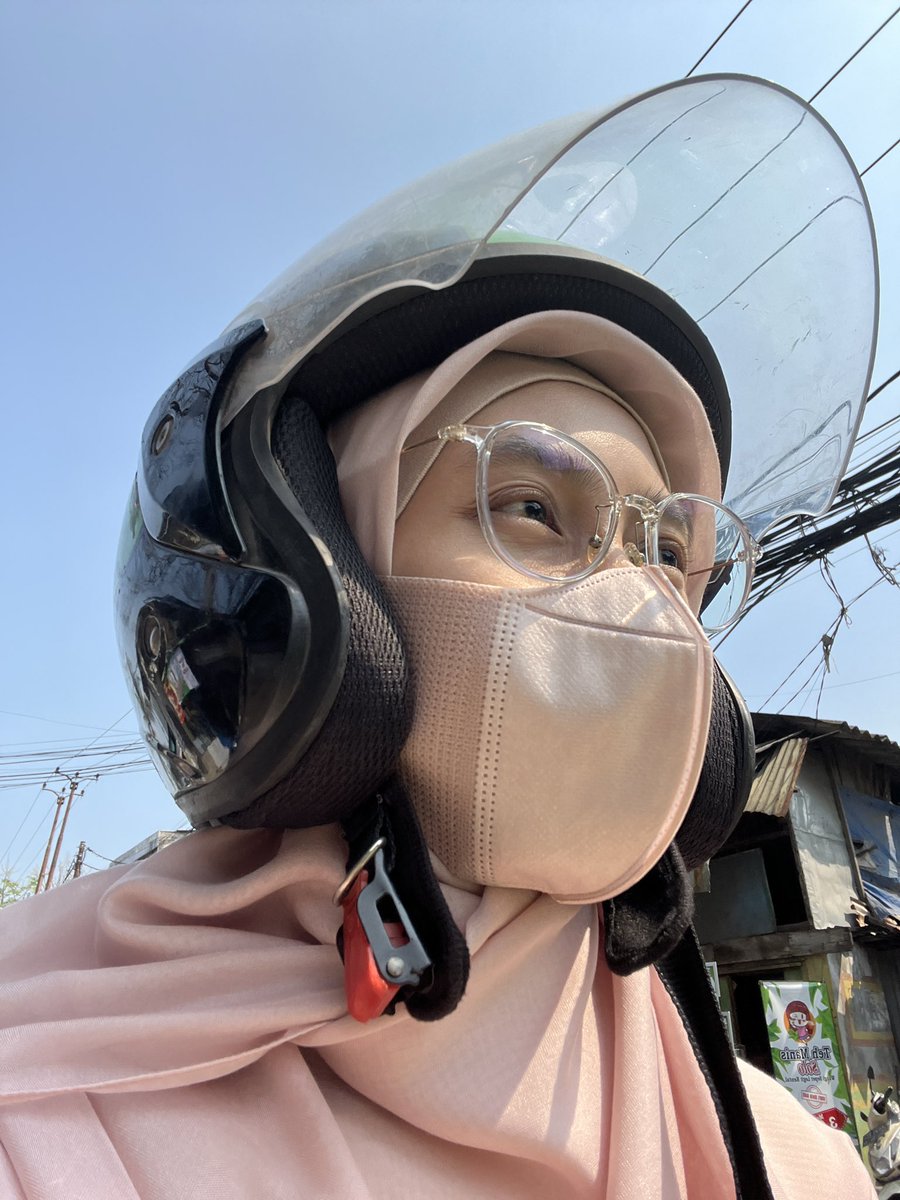 나다 tweet media