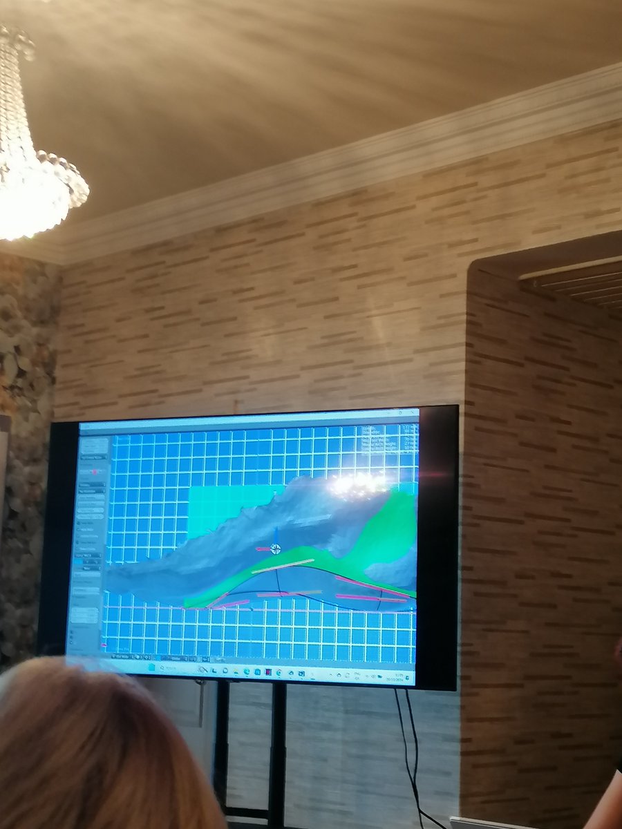 MidwestFoot's tweet photo. @sandiecaulfield and @Vonnieb93Yvonne also got a run through on the manufacture nuances of orthoses. https://t.co/jqVfaaxpaU