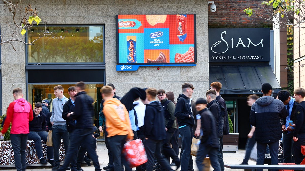 Reach audiences in an active and social space across the many shopping, dining and leisure opportunities in Ireland’s largest shopping mall @dundrumtc on <a href="/globalire/">Global Ireland</a> DX #digital #retail #premium #audience