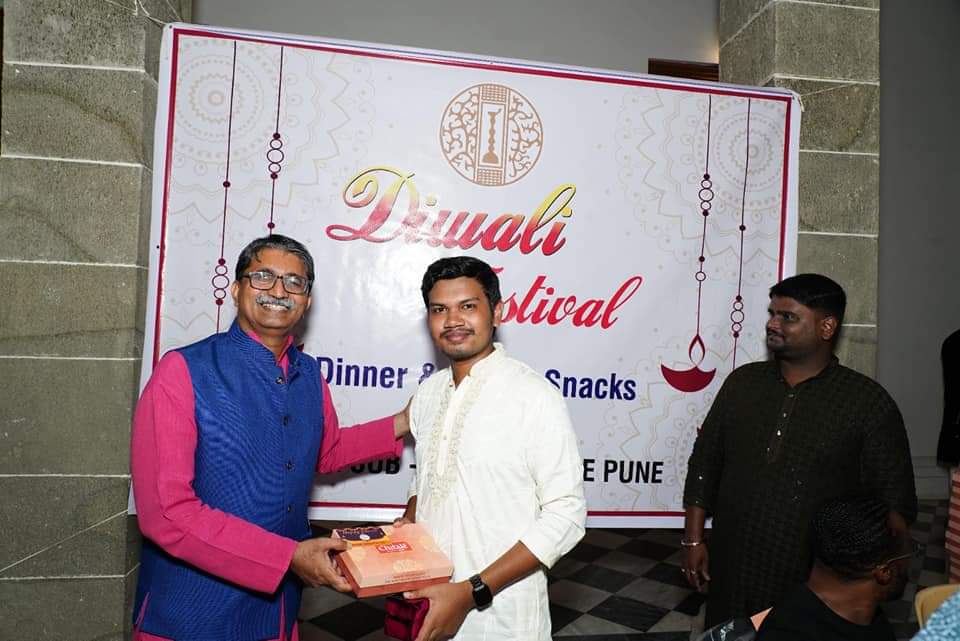 IccrPune's tweet photo. ICCR SUB ZONAL OFFICE, PUNE in collaboration with International Centre, Savitribai Phule Pune University(SPPU) celebrated Diwali Festival for the benefit of ICCR and self financed International students on Thursday 17 October 2024 at Sant Dnyaneshwar Hall, Main Building, SPPU. https://t.co/u23p99QrFE