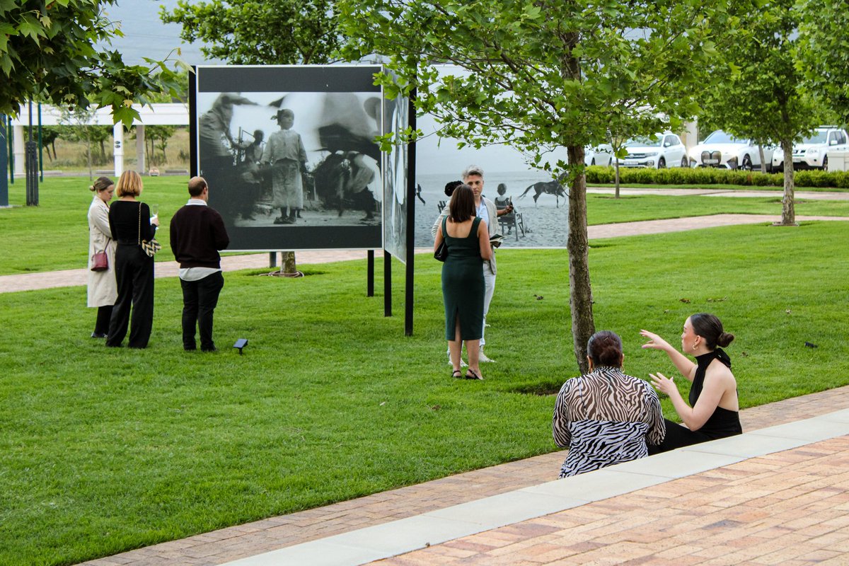 The outdoor photography exhibition at <a href="/valdevieestate/">Val de Vie Estate</a> opened with curator <a href="/AnelisaMangcu/">Anelisa Mangcu</a> in conversation with Marion Dixon <a href="/Strauss_and_Co/">Strauss & Co</a> &amp; artist <a href="/ZaneleMuholi/">Zanele Muholi</a>. They dove into the art of collecting &amp; more. Proudly presented by Private Clients by Old Mutual Wealth #WealthCurated