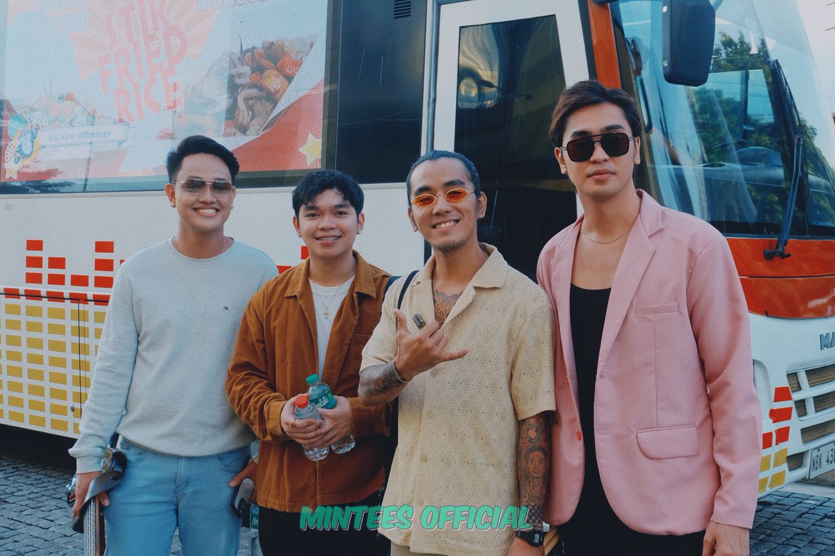 minteesph_ofc's tweet photo. [241015] @MintMagicPH Wish Roadshow - South Park Center, Muntinlupa City

Words are not enough to say how much we are proud of you Four! 

#MintMagic #MinteesOfficial #MintMagicOnWishBus https://t.co/IMW7CHHADq
