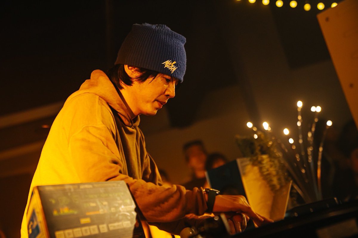 WOMENTERTAIN's tweet image. Jayrun (เจรัน) เปิดตัวอัลบั้ม THE10 (เดอะเทน) ชวนฟังเพลง 25 Tracks เรียกความทรงจำเก่าๆ ในรูปแบบใหม่

[อ่านต่อ…🔗 facebook.com/share/1Cgxc6DM…]

#JayrunListeningParty #Jayrun 
#The10 #marshall #MardiCraft