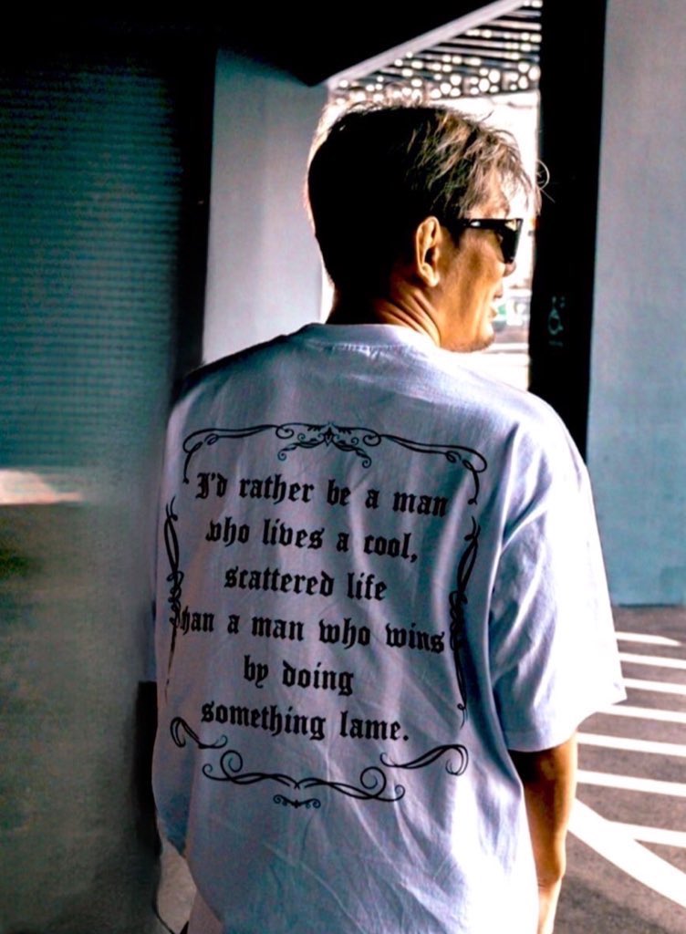 1_kouzi's tweet photo. 「男はダサい事をして勝つくらいなら
かっこよく散る生き方でありたい」

TEAM Tシャツプレゼント。

欲しい人はリポスト&amp;いいね👍 https://t.co/fKLjQCN7Qk