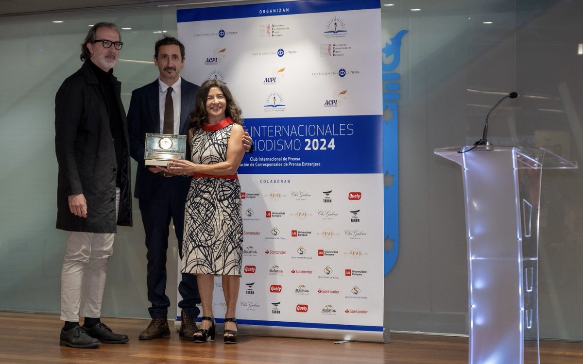 🏆@Javier_Zurita y <a href="/OfeliadePablo/">Ofelia de Pablo</a> reciben el prestigioso premio "Periodismo al Límite 2024" otorgado por el <a href="/clubinterprensa/">Club Internacional de Prensa</a> y la <a href="/UEuropea/">Universidad Europea</a> por su trayectoria profesional "fusionando talento, #responsabilidad e #innovación en el #periodismo” <a href="/hakawatifilm/">Hakawatifilm</a> #nuevasnarrativas