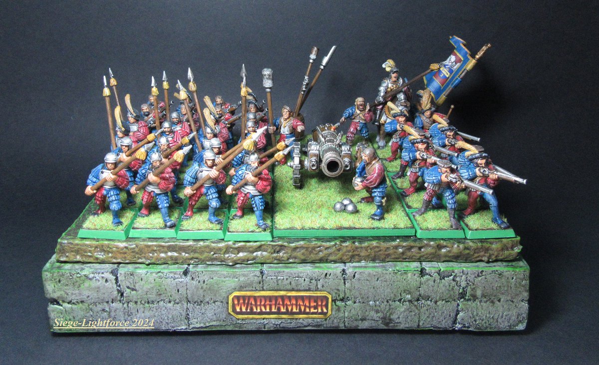 SiegeLightforce's tweet image. My little army of Altdorf Imperials from Warhammer fantasy 6th Edition painted 🙂

#warhammerfantasy #warhammerpainting