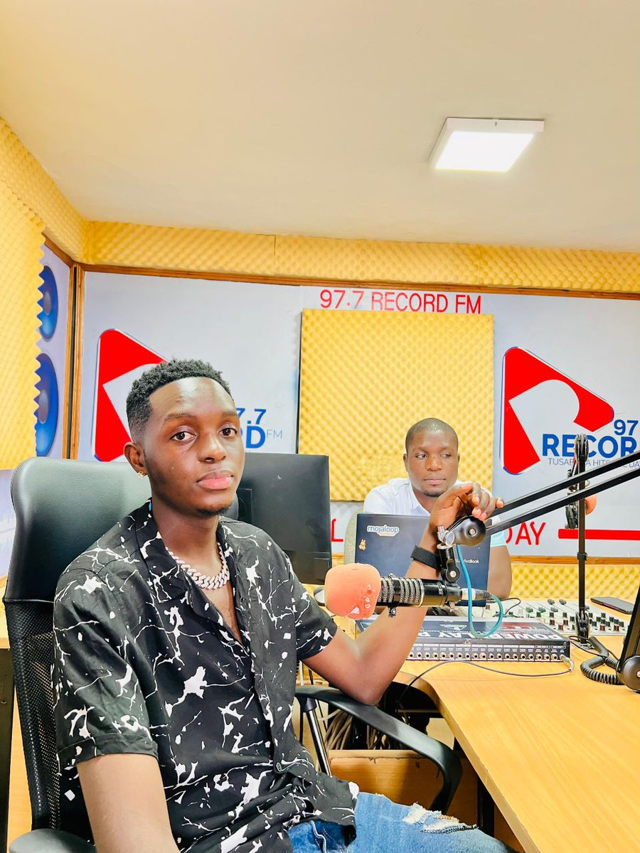 RecordFm977's tweet image. Catch @AmLoverbowy  live with @djnicknicholas on #starfactory. We're also streaming live on our facebook page 97.7 Record FM. Tune in!