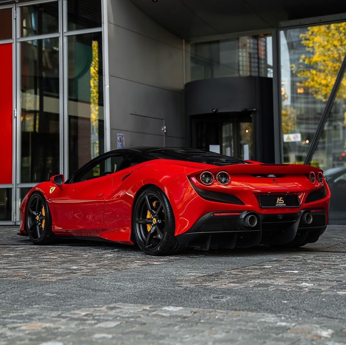 LUX Cars (@luxurycars365) on Twitter photo 