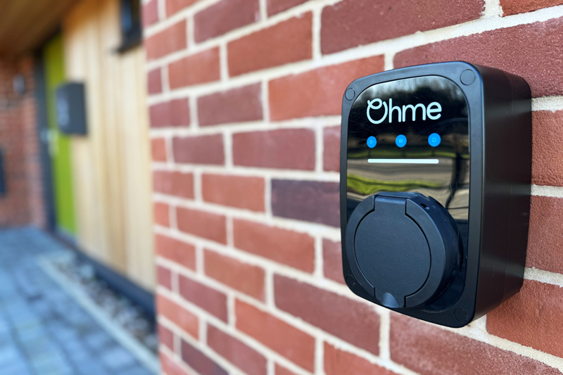 proelectrician's tweet photo. What are the benefits of a reliable and future-proofed EV charger?
Find out more here - https://t.co/FZDg6eX3kZ
@OhmeEV #evcharger #evcharging #evinstaller https://t.co/LVZoNFXDhd