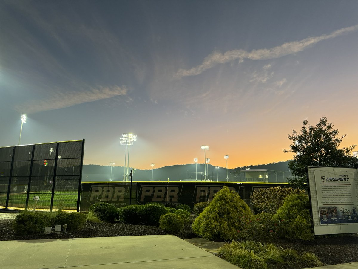 mashbaugh's tweet photo. Great weekend of baseball for Miles and the 13U Brecksville Bees down in Atlanta. @LakePointSports @PBRTournaments Brought home the Championship!!! @miles_ashbaugh https://t.co/euwRao8i3Z