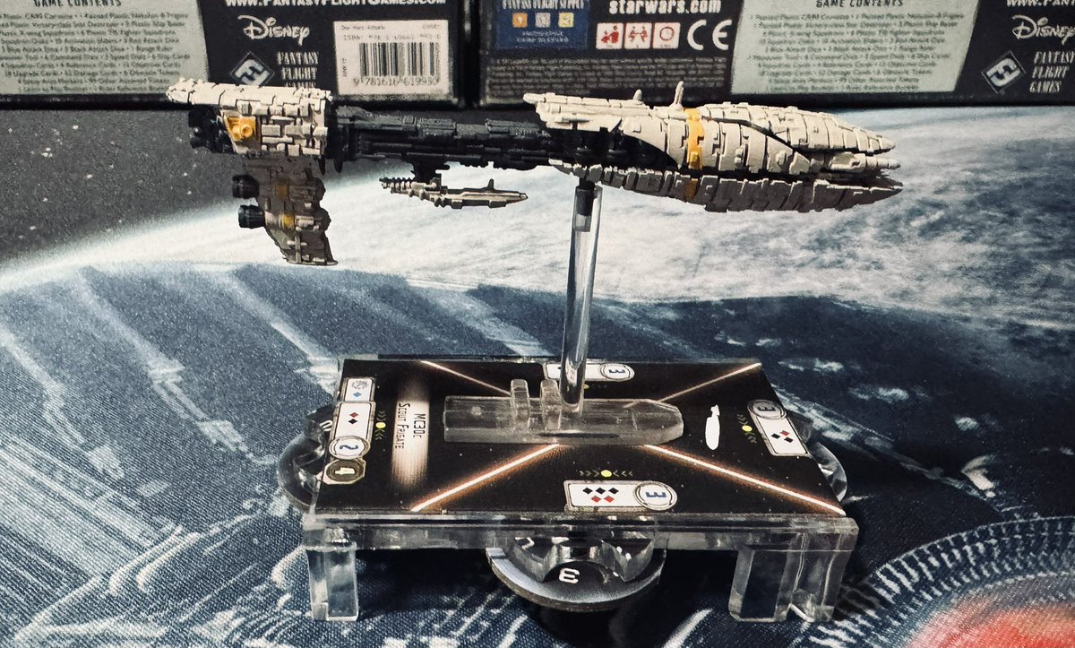 SwrpgMiniatures's tweet photo. First up in my #StarwarsArmada #Wave🤷‍♂️ sequel trilogy ships is the Resistance Vakbeor cargo frigate. Designed by @mel_miniatures and printed by Wes Janson3D on Etsy 
https://t.co/nNRThjJxXk https://t.co/0ey3AXRitN
