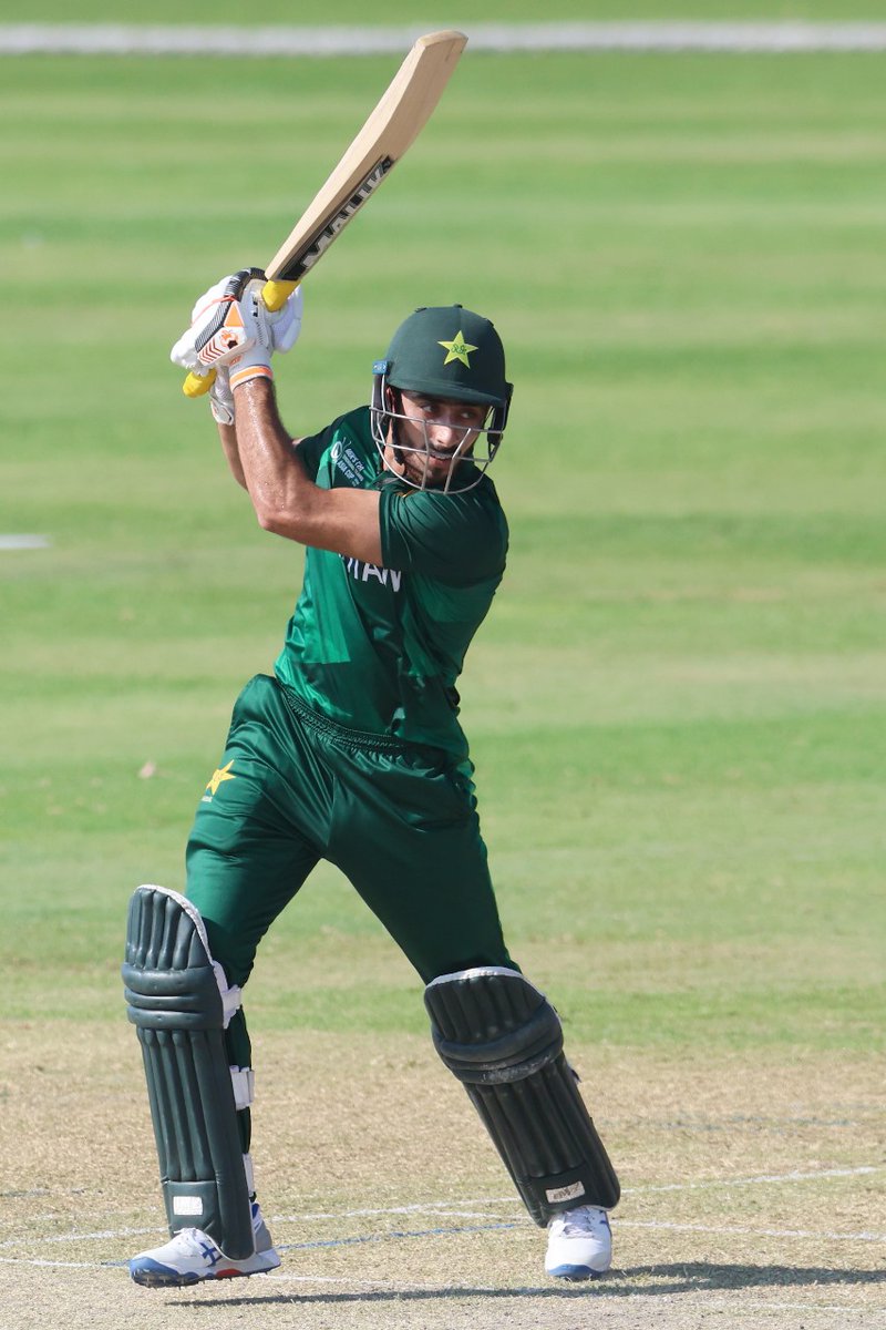 AhmerNajeeb's tweet photo. Pakistan Shaheens vs Oman
Pakistan Shaheens: 185/5 (20 overs)
#Top_Scorers
* Rohail Nazir: 41*
* Qasim Akram: 48
* Arafat Minhas: 31*
* Omair Bin Yousuf: 25
📸 @ACCMedia1
#PAKvOMN 🇵🇰🙌 🇴🇲