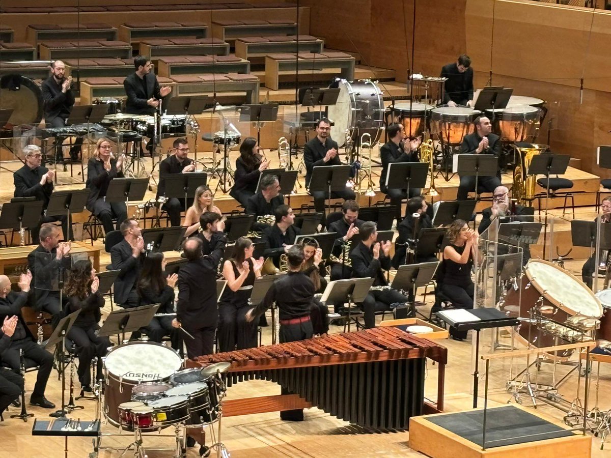 creacultura_cat (@creacultura_cat) on Twitter photo ✨ Ahir al vespre vam ser a L’<a href="/auditoribcn/">L'Auditori</a> que va inaugurar temporada amb un concert de <a href="/BandaBarcelona/">Banda Municipal BCN</a> ✨ Ahir al vespre vam ser a L’<a href="/auditoribcn/">L'Auditori</a> que va inaugurar temporada amb un concert de <a href="/BandaBarcelona/">Banda Municipal BCN</a>