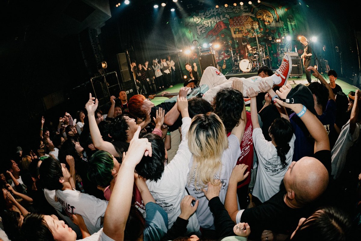 KICHIKUBACKLIFT's tweet photo. ようやく落ち着いたので余韻投稿
"少年少女秘密基地FESTIVAL2024 FINAL" Day.2

全文はインスタで見て下さい
2日目も涙せずにはやれやんかったけど
バンドマンもフロアの皆も
楽しんでくれたり泣いてくれたり
またこのイベントの開催を望んでくれて
本当に幸せな2日間でした
また絶対この秘密基地で！ https://t.co/oLLlUyp4K0