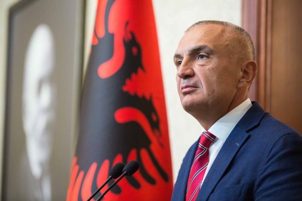 IsamyzyrajAlb's tweet photo. The former President of #Albania, the former Speaker of the #Parliament, the former #PrimeMinister, currently the Chairman of the second largest opposition party, #IlirMeta, has been arrested by order of the Special Prosecutor's Office in #Albania. https://t.co/ywiqq0IWpb