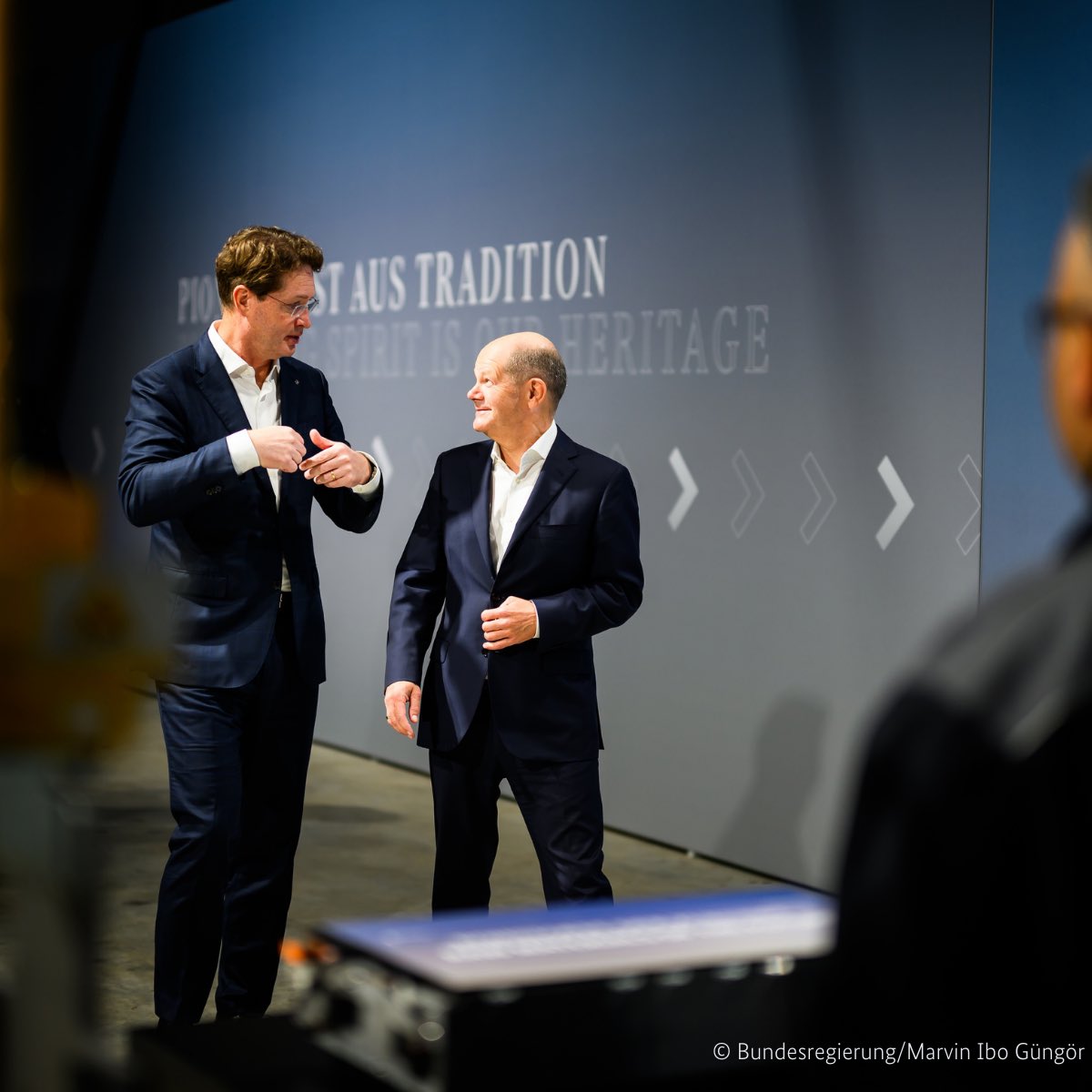 KanzlerScholz tweet picture