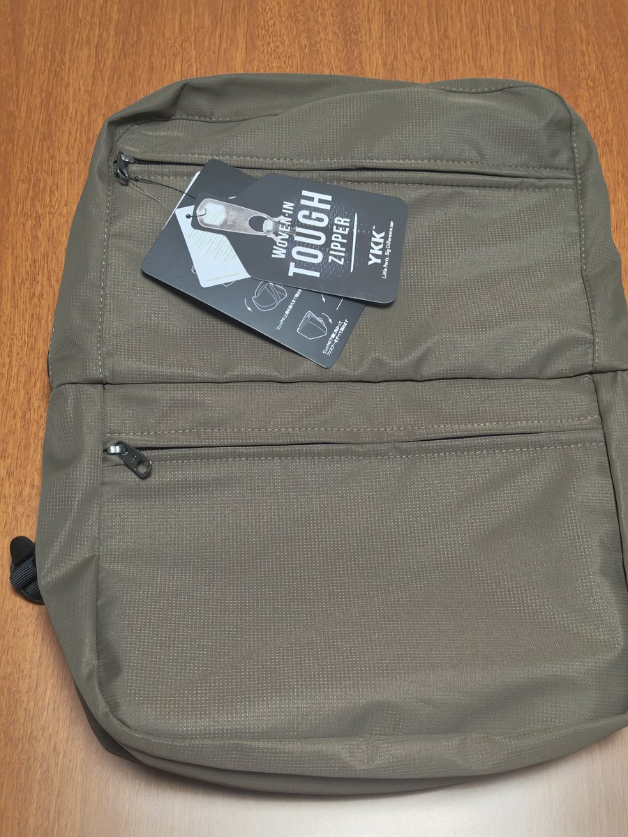 「ワークマンのリュックになるショルダーバッグ買ってみた。ストラップの感じからしてリ」|CK/旧七式敢行@日曜日 東Ｄ-11bのイラスト