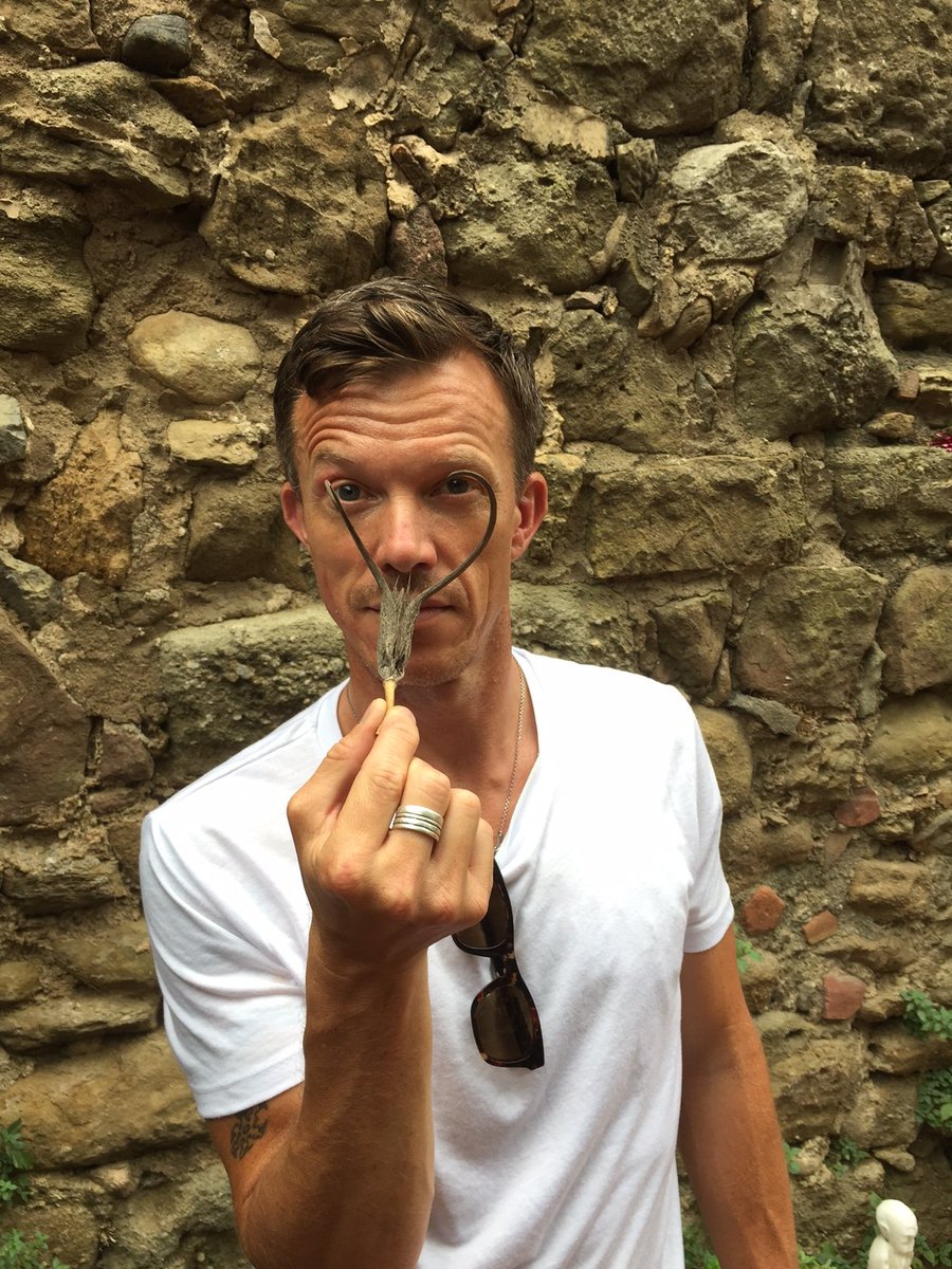 Picture Book Den tweet media