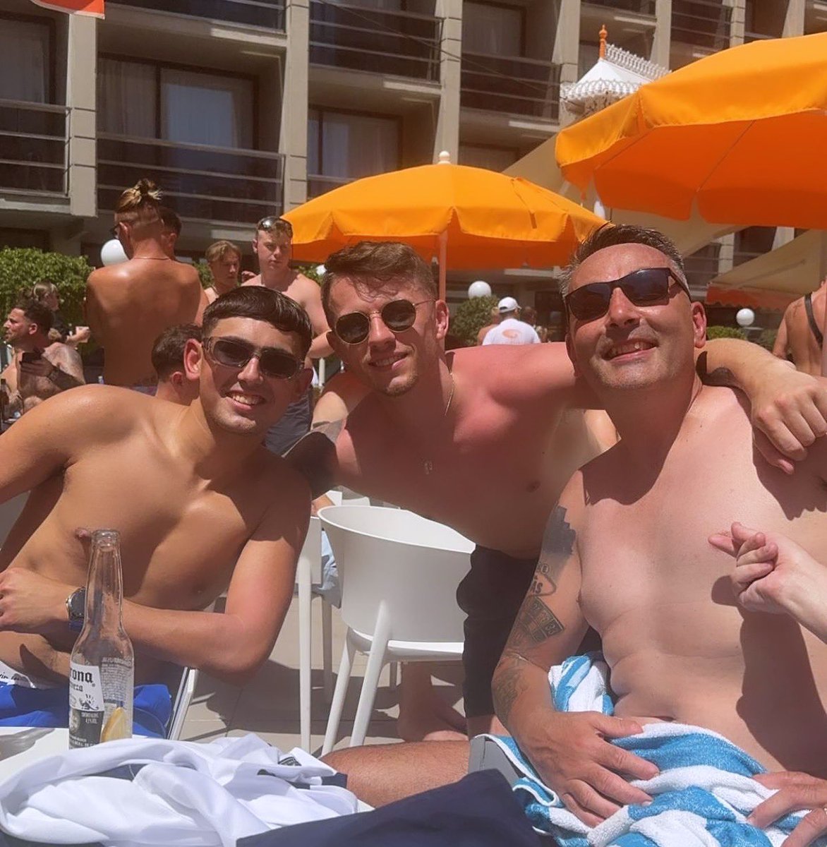 EllenderMason's tweet image. Happy 50th to the old man ❤️ @EllenderPaul