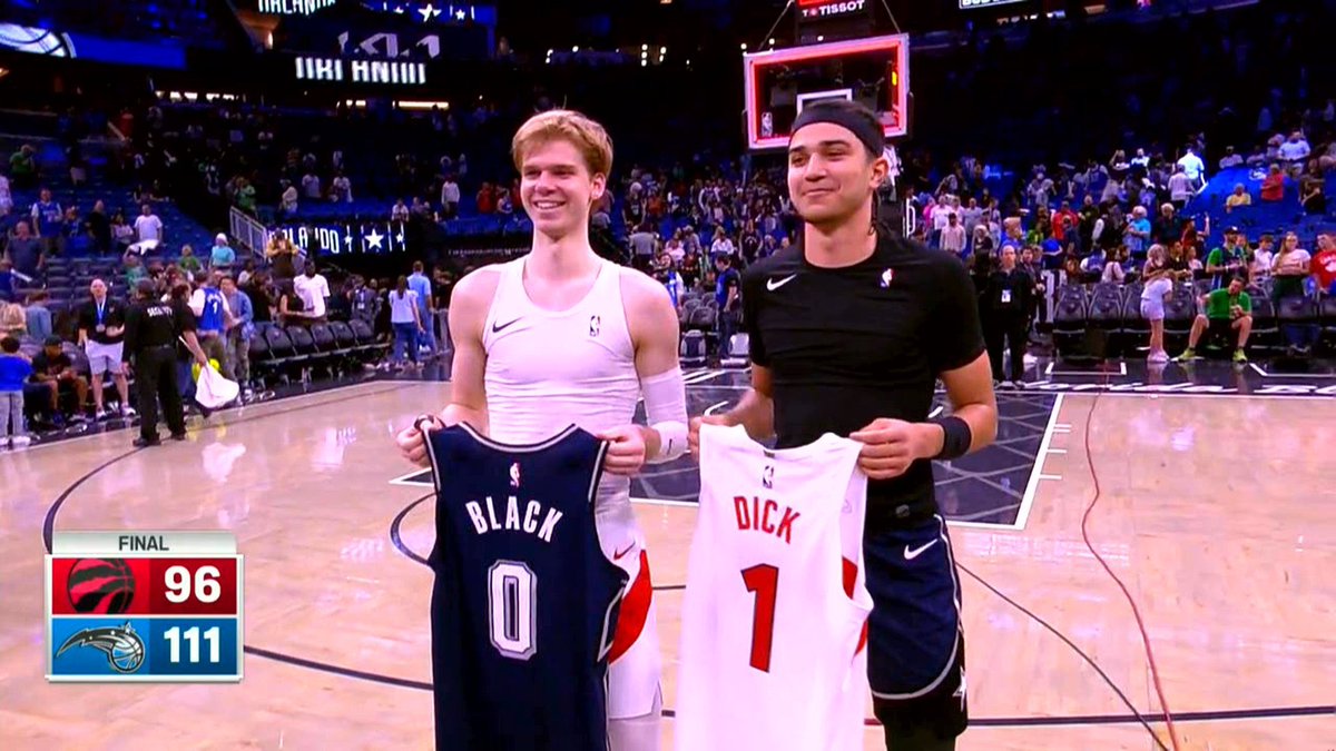 InthemindofCP's tweet photo. This many days left until the NBA season starts back up!!! π₯π₯π₯π₯ #NBAOpeningWeek https://t.co/n3uEanpLwT