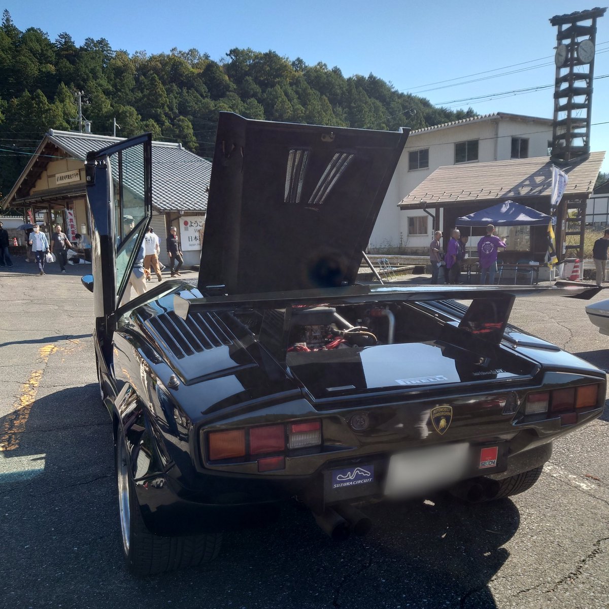 36M64_21's tweet photo. 目の保養！やっぱりカッコイイ！！
他にも魅力的なクルマが沢山で多くのファンで盛り上がっていましたね♪

#いび川クラッシックカーミーティング
#谷汲山華厳寺 https://t.co/OrO52adlZ6