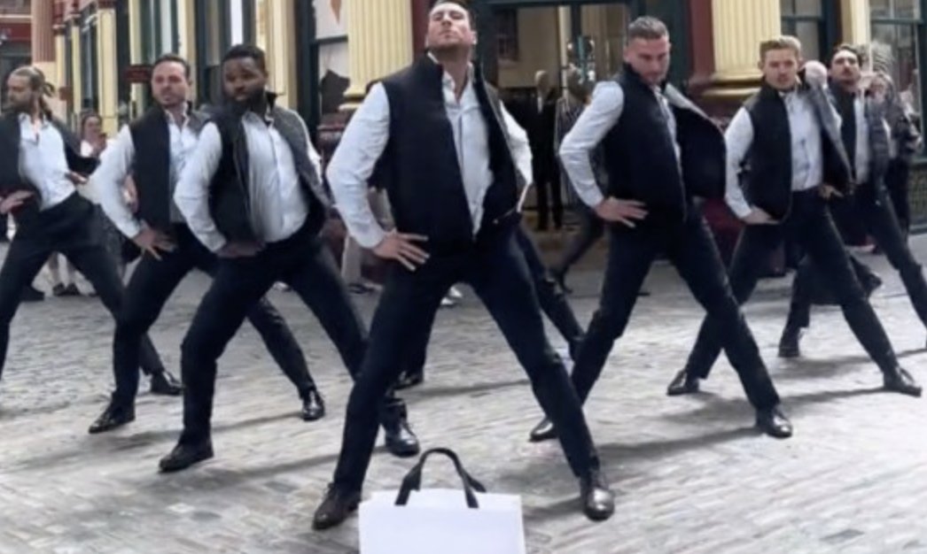 It's like having a FinBro in you pocket - bizzed.xyz