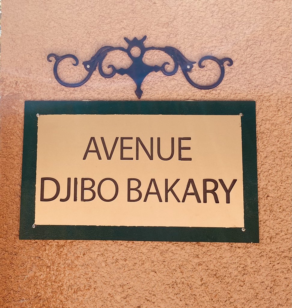 Nouvelle adresse de l’Ambassade de la République Fédérale d’#Allemagne à #Niamey : 71, Avenue Djibo Bakary