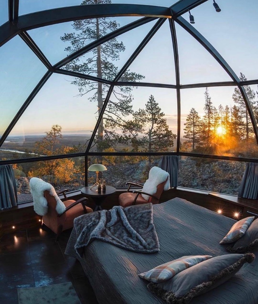 Pure_Intel's tweet image. Morning vibes are electric! ⚡️ With the Moon dancing in Gemini, curiosity is in the air and transformation is calling. 

What hidden truths will you uncover today? 

#AstroInsights #GeminiMoon #godmorning #MONDAYMAGIC