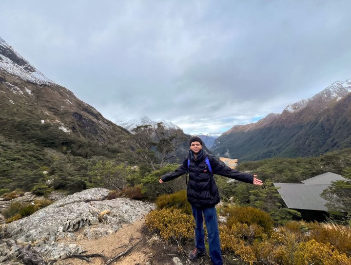 "I genuinely feel that having this experience has changed me as a person." 

Kahlil Mitchell-Smith '25 is spending a semester abroad at the University of Otago in New Zealand studying the impact of culture on understandings of ecological preservation.

📰 bit.ly/OWUEmbracingNe…