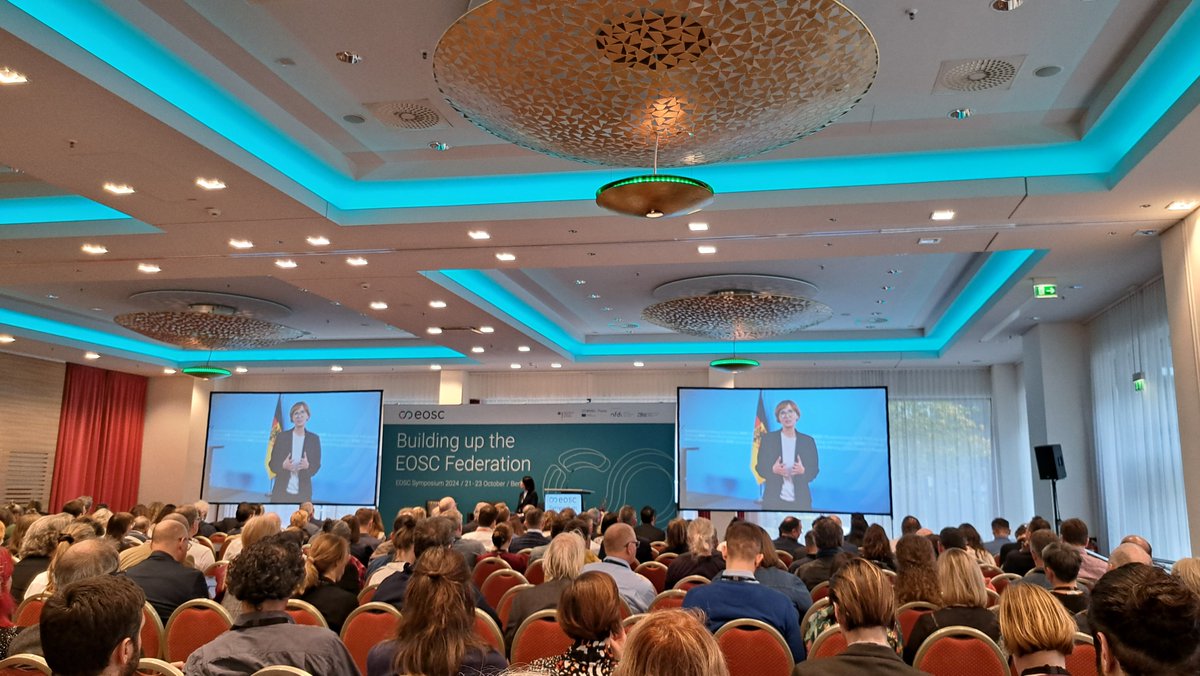 helmholtz_hmc's tweet photo. How exciting: Some of our @helmholtz_hmc colleagues are attending the opening lectures of the #EOSCSymposium 2024 in Berlin today &amp; are looking forward to several days full of exciting speakers and contributions under the motto: Exploring the Impact of Open Science.

#EOSC #HMC https://t.co/lgHfm2bXQU