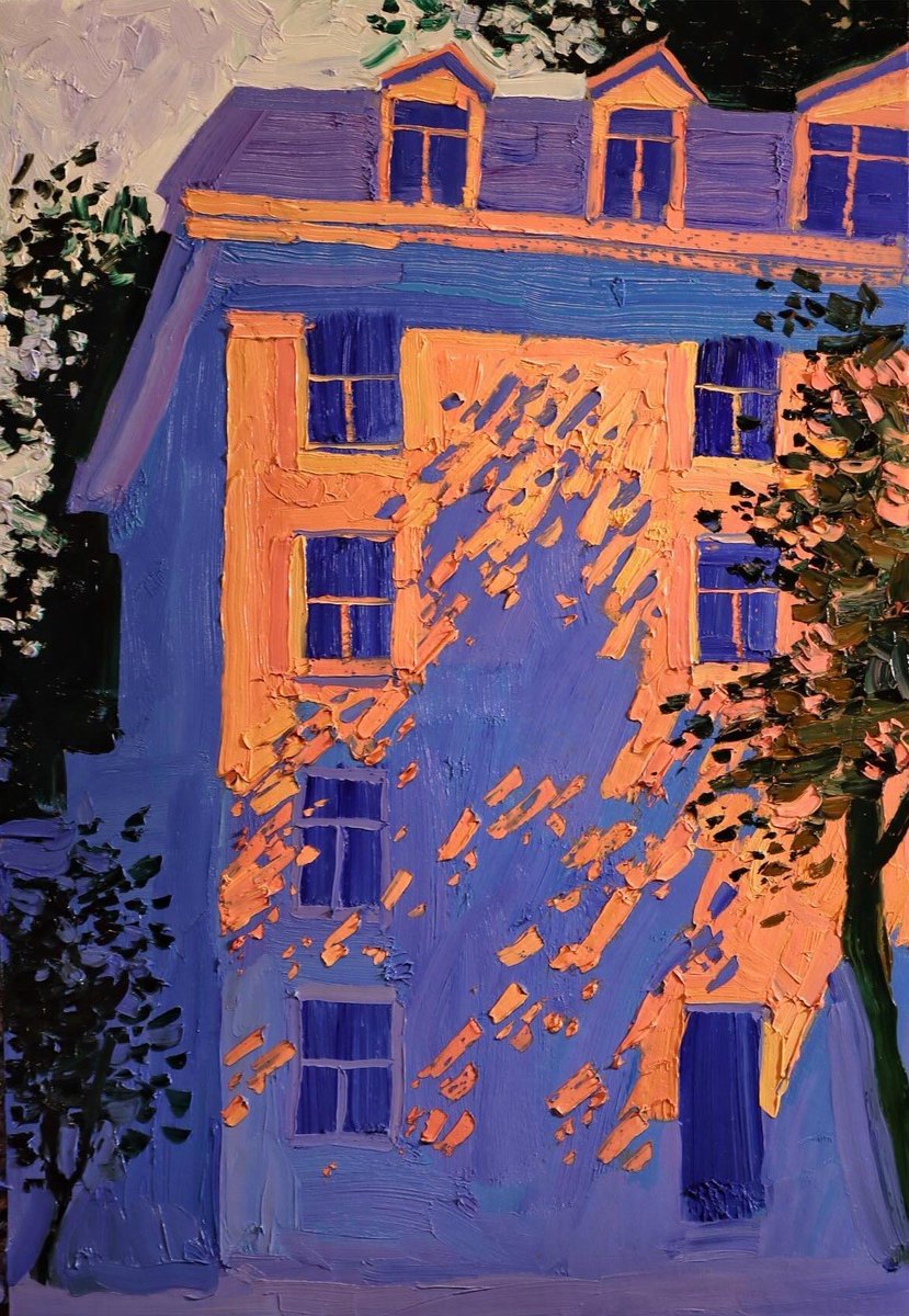 Eadeeva's tweet image. Las sombras que proyectan los árboles en las fachadas de Sergiu Ciochină