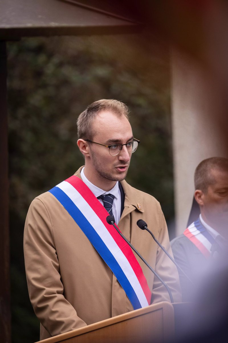 Th_Bnrdt's tweet photo. La mémoire pour ne jamais oublier notre Histoire. 🇫🇷

Transmettons cette dernière aux générations futures. https://t.co/BhY7PqgNnE