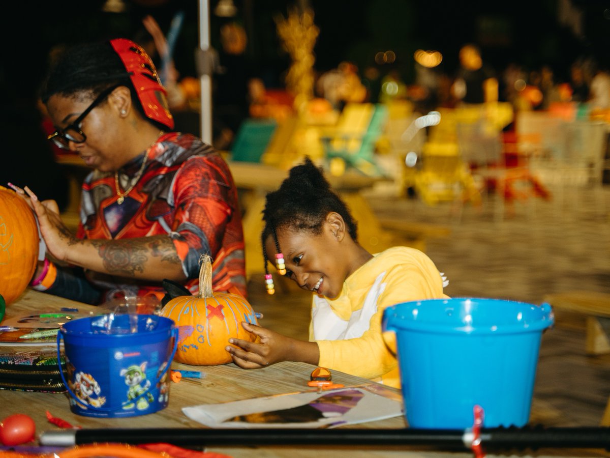 Join us at The LOT this Saturday, Oct 28th from 2-8PM for Halloweenfest—the last fall event of the season! Enjoy pumpkin carving, face painting, jumping pumpkin, and plenty of candy. Stop by Cannonball Cantina for treats and drinks!