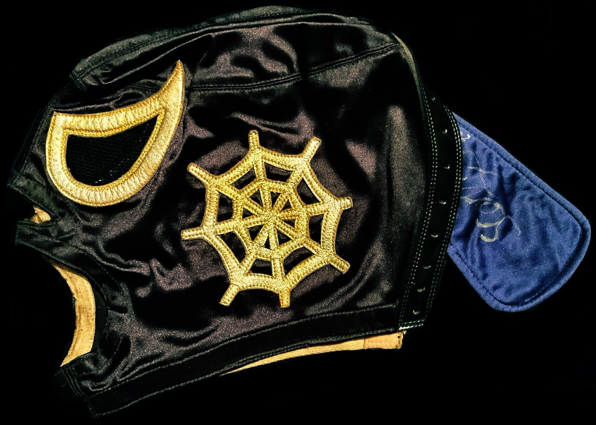 RHP4ever's tweet photo. Black Wozuma mask worn for Tokyo Pro Wrestling in 1996. Black Wozuma was one of the masked identities of 2 Cold Scorpio. This mask was made by Martinez. #BlackWozuma #2ColdScorpio #Martinez #TokyoPro #TokyoProWrestling #TPW https://t.co/0LhTAfr1Oe