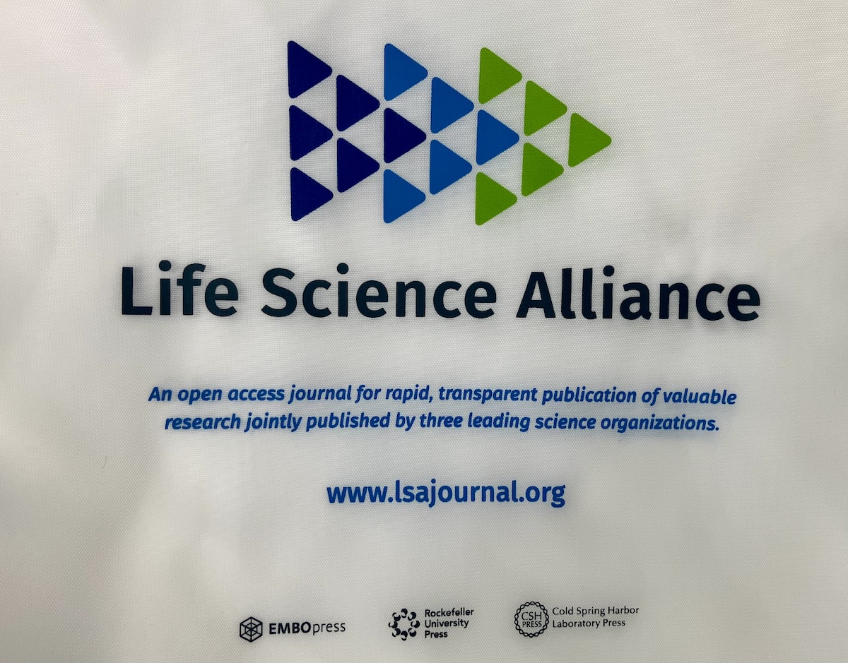 EMBO Press (@embopress) on Twitter photo Join our team - <a href="/LSAjournal/">LifeScienceAlliance</a> has an exciting opportunity for a scientific editor based in Heidelberg, Germany! Prior editorial experience will be an advantage, but is not a prerequisite -- apply for this position by Nov. 15!
nature.com/naturecareers/… Join our team - <a href="/LSAjournal/">LifeScienceAlliance</a> has an exciting opportunity for a scientific editor based in Heidelberg, Germany! Prior editorial experience will be an advantage, but is not a prerequisite -- apply for this position by Nov. 15!
nature.com/naturecareers/…