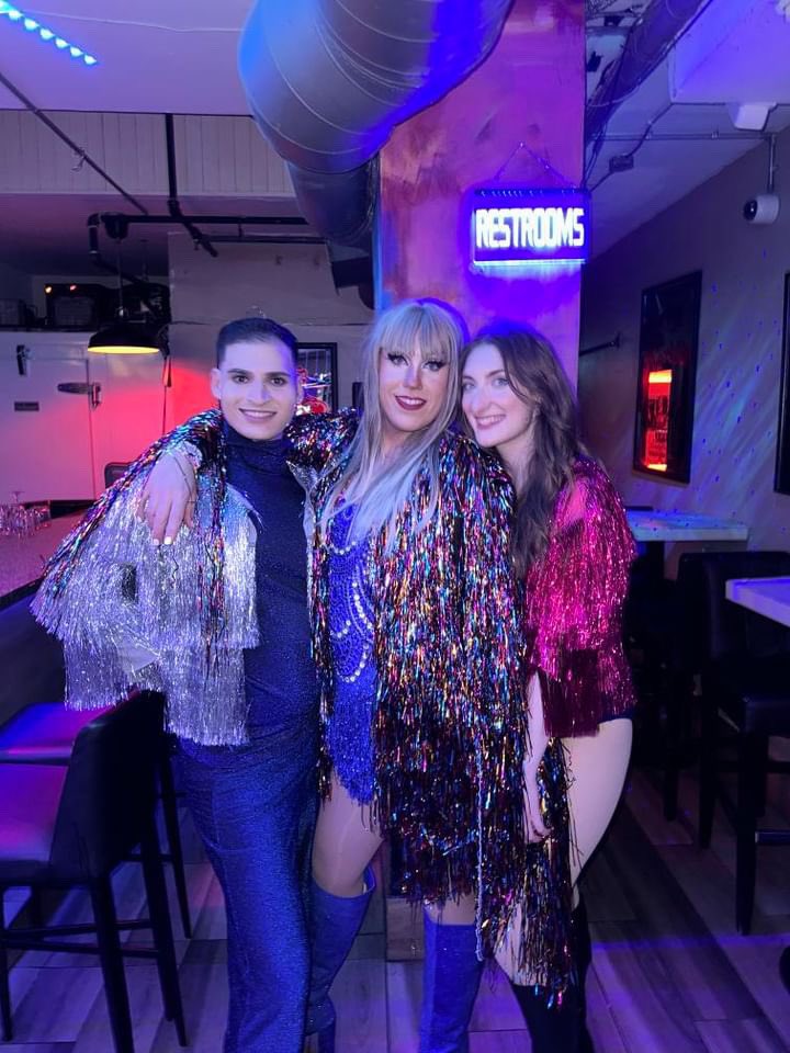 em__bennett's tweet photo. If you think we look good, just wait until we get the professional photos!!!💙✨ @tayboboqueen @taylornation13 #2YearsOfTSmidnighTS https://t.co/TUiBFYf7Nb