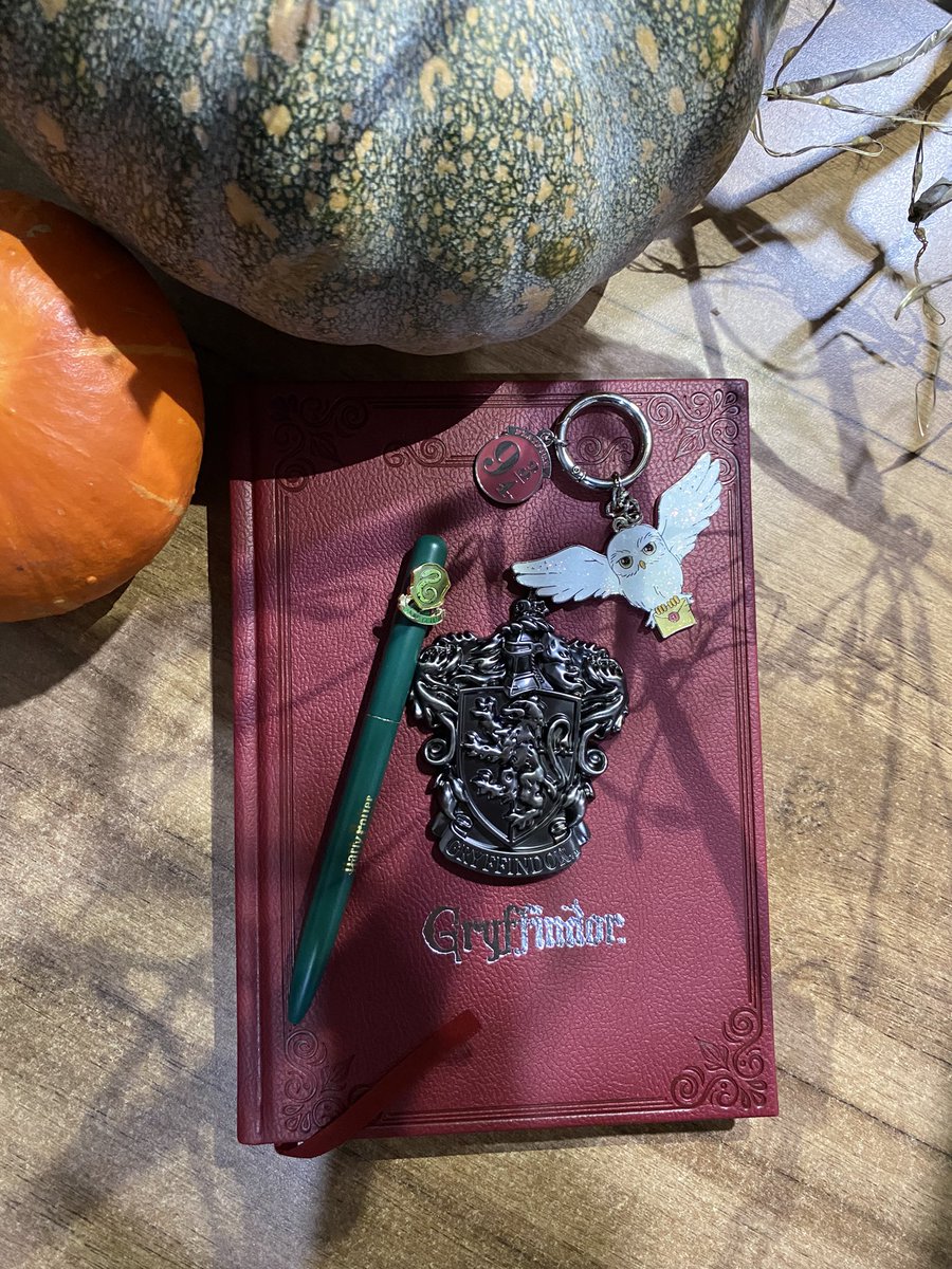 TMArieffin's tweet photo. Nagini naginul 🎃👻 https://t.co/wtEL9TTk3m