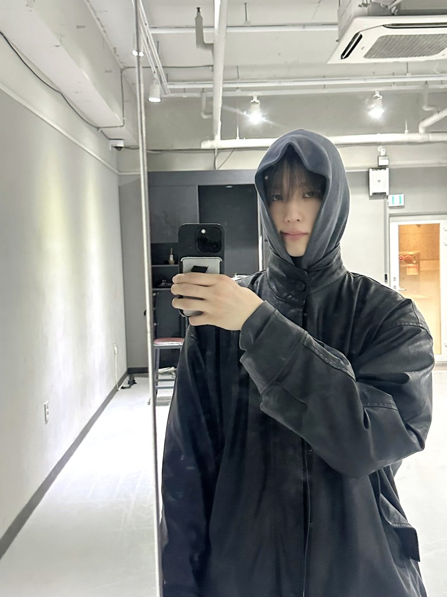 나처럼 따듯하게 챙겨입기!!🥰

#EPEX #이펙스 #BAEKSEUNG #백승 #백전백승