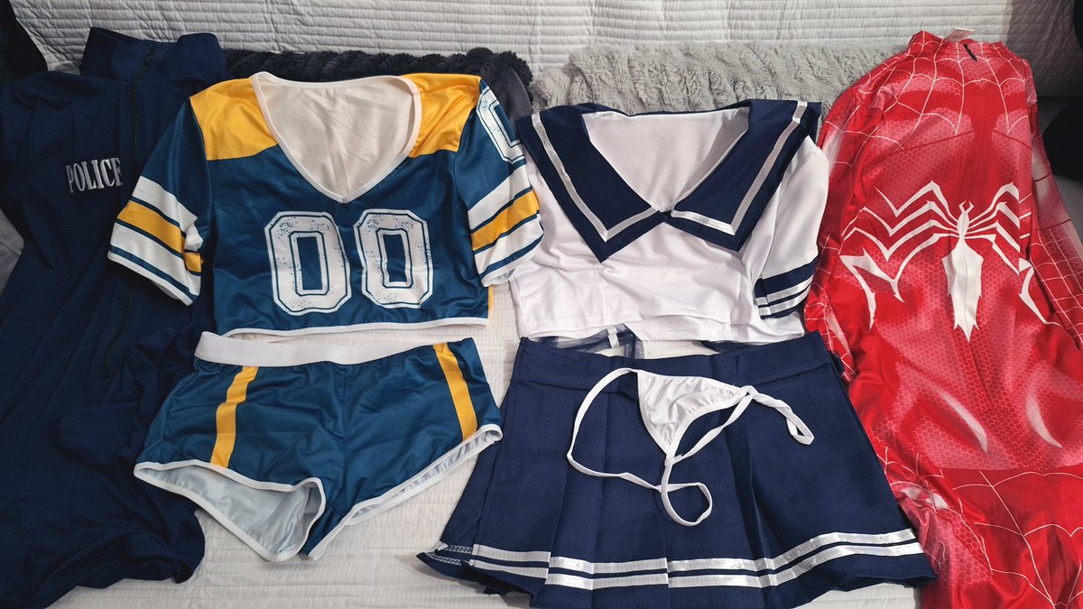 TransGoddessM's tweet photo. My latest cosplay haul just arrived! All the nsfw stuff will be on my platforms of course 😘

#Halloween #cosplay https://t.co/ul3ZApXckU