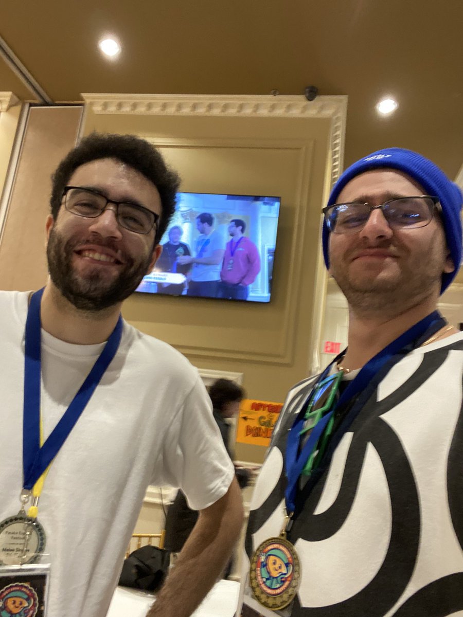 salamithegreat's tweet image. shoutouts to the only 2 brown people in top 8 at pataka. the whites win again what’s new.