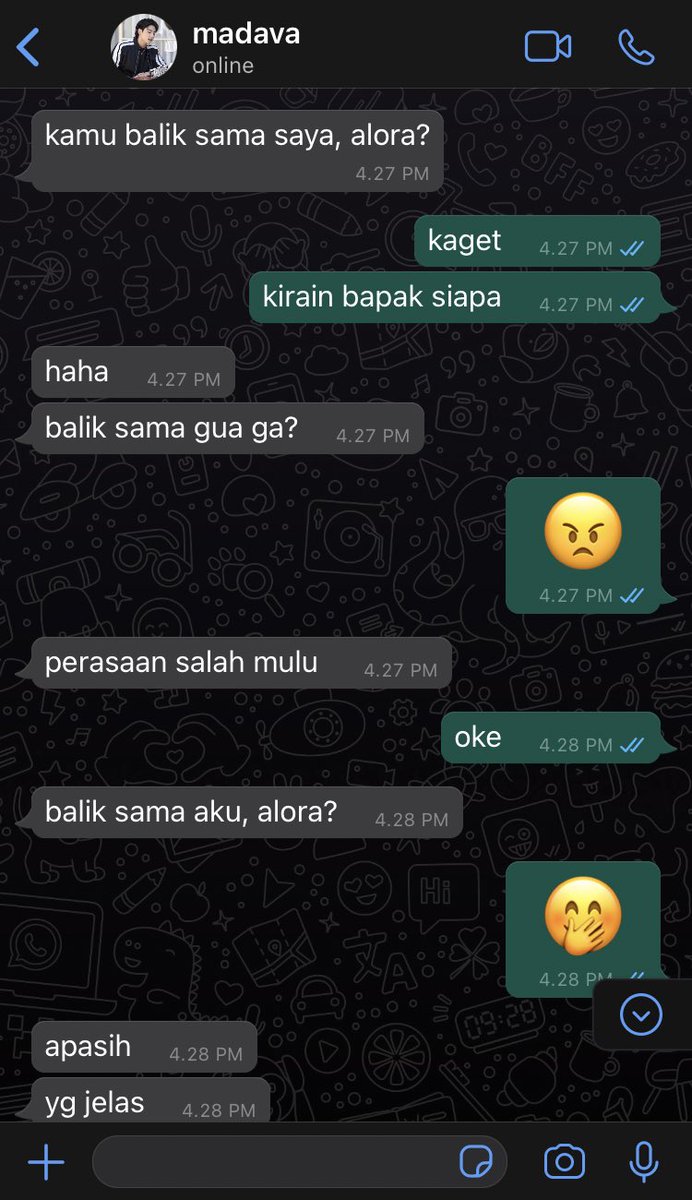 quietadore's tweet photo. perasaan salah mulu

—
jungkook onetwt https://t.co/sQRGU69AMj