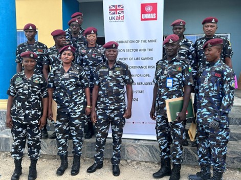 UKinNigeria's tweet photo. Enhancing human security in high-risk locations affected by conflict is key.

The 🇬🇧 in partnership with @UNMAS  recently provided Explosive Ordnance Risk Education (EORE) training to 75 officers of @PoliceNG &amp; @official_NSCDC in Maiduguri.

Learn more: https://t.co/6sUP3wrb9H https://t.co/mlxgBBmyCA