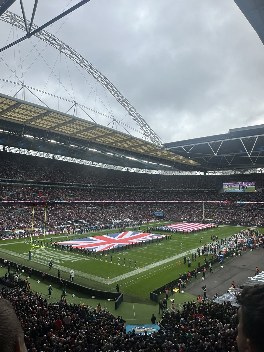 poshbirdvik's tweet photo. @NFLUKIRE https://t.co/FTMRMtPkGH