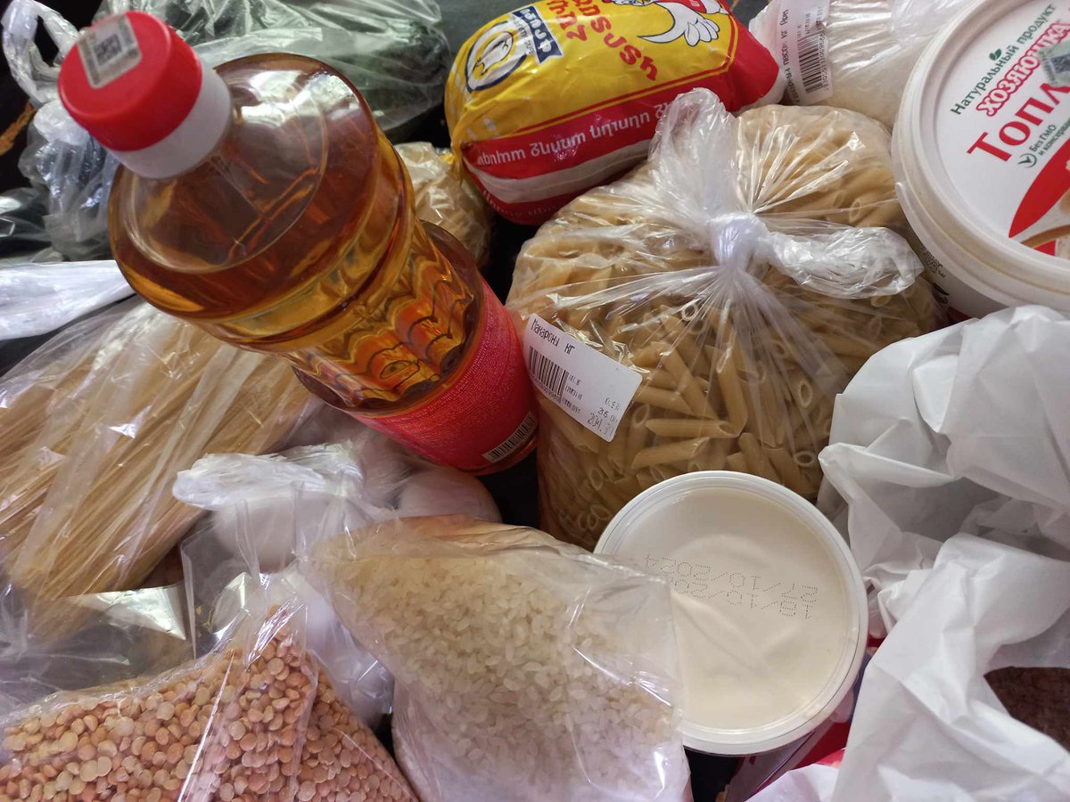 famtofamgyumri's tweet photo. I have delivered food to families N 589 (Matevosyan Nare Seyrani), 602 (Matsakyan Nare Vahani), 286 (Poghosyan Hayk Artyomi). #gyumri https://t.co/UAEe0uHyMk