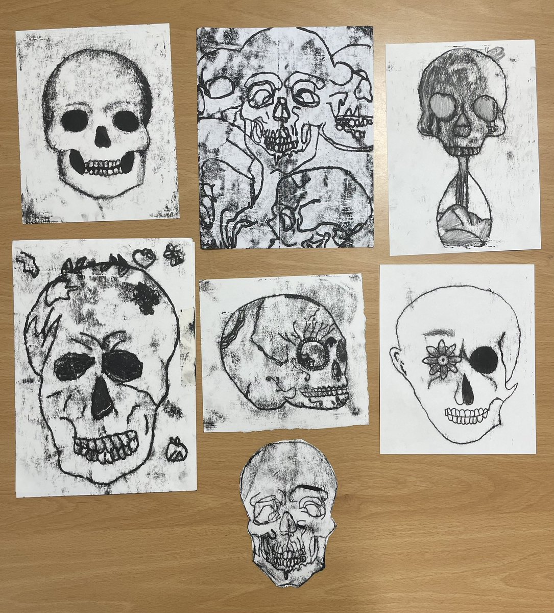 Croesyart1's tweet photo. Amazing Skull Monoprints from Mrs Jones Year 10 class looking at Expressive Portraiture in varied materials! Da Iawn! 🤩 @croesyEADOF @croesyschool @MissP_croesy https://t.co/oV7Eop7n6S
