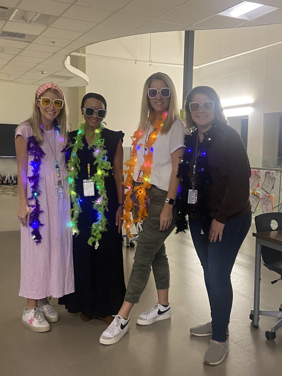 Walking the red carpet in Green House!  Kicking off Red Ribbon Week in style!  #rjlyear11