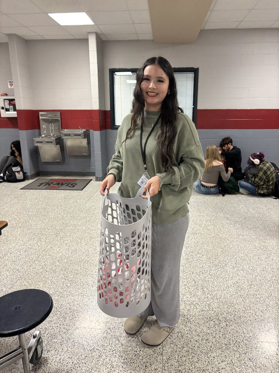 THS_Tigers's tweet photo. Our Tigers are all in with this spirit day!! Love to see their creativity! #AnythingButABackpack #HOCO24 https://t.co/T7stSplPr2