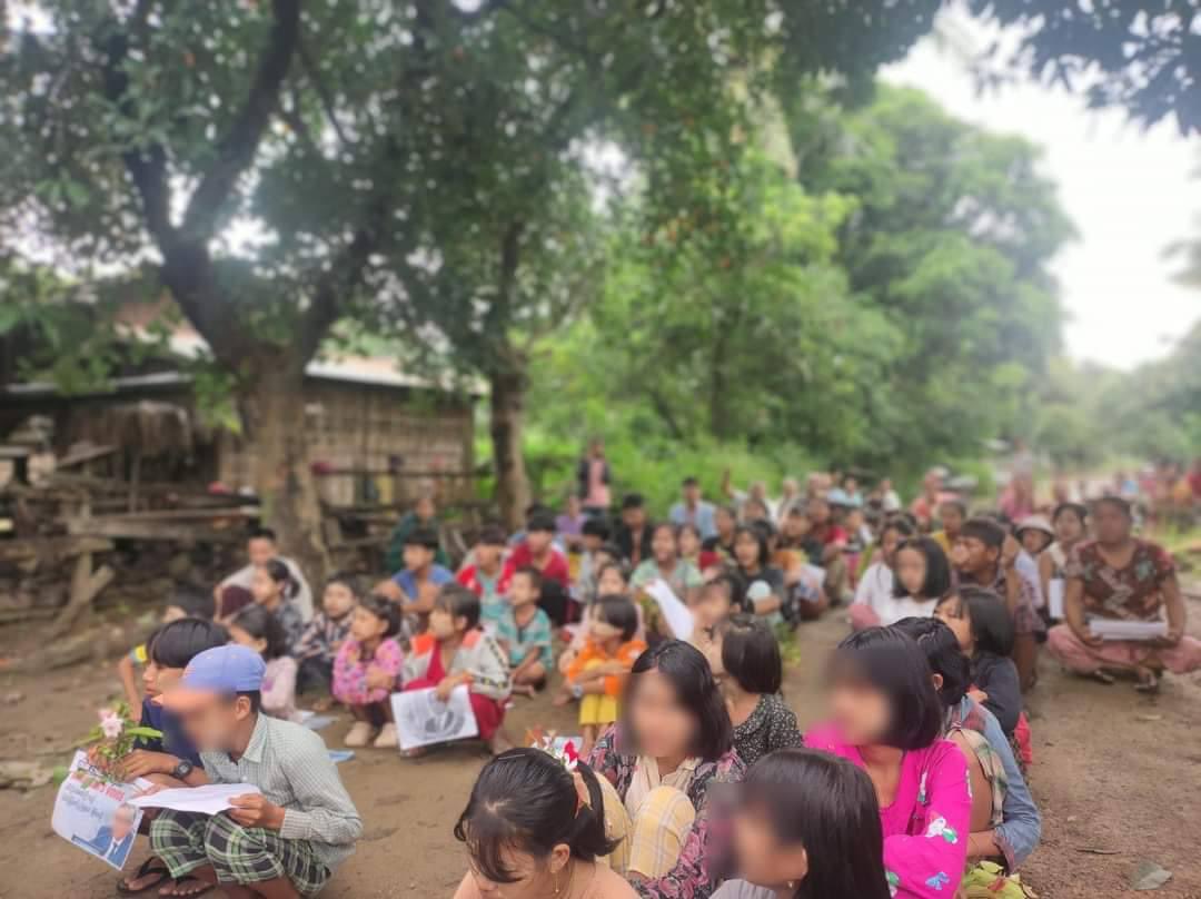 KYITHAR95368969's tweet photo. Our Ambassador Myanmar's Voice !!

Kalay People's Strike Committee &amp; residents from #Kalay Twp, #Sagaing Region, joined demonstration to oppose the #MilitaryDictatorship on Oct21.

#AgainstConscriptionLaw  
#2024Oct21Coup      
#WhatsHappeningInMyanmar https://t.co/pzebN9VRtJ