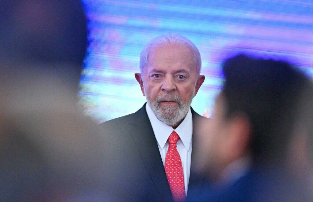 MachadoDarlon's tweet photo. Lula teve traumatismo craniano, afirma médico do presidente
https://t.co/0GGayDPa8s
#INFNEWS
𝐁𝐲- @circulanamidia
➡️ https://t.co/a55hsCfOGS https://t.co/3CRB2dzsAA